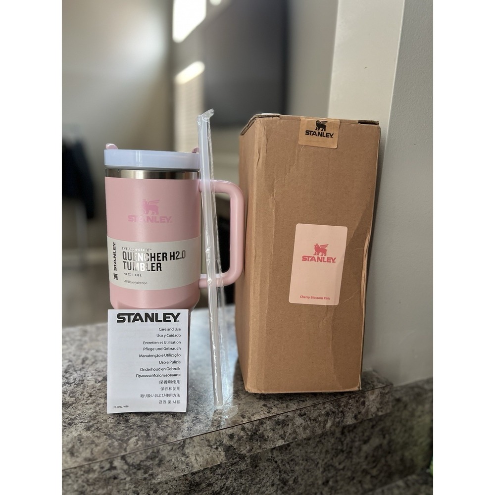 NEW Stanley Flowstate Quencher Tumbler Cherry Blossom Pink 40 oz